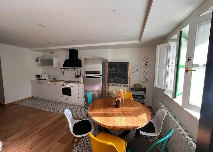 Terraza Bolingas Apartment Comillas