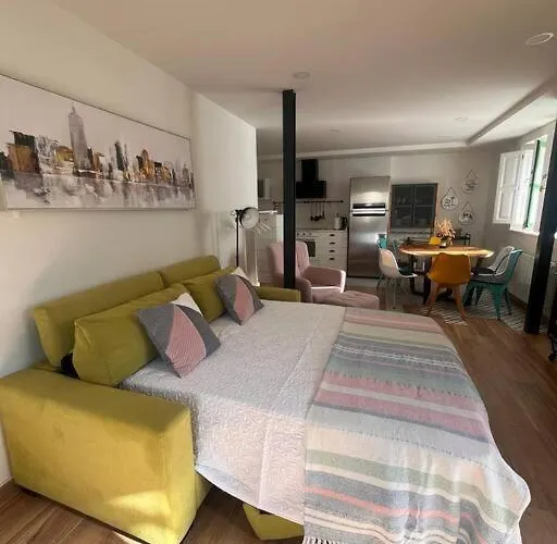 Terraza Bolingas Apartment Comillas